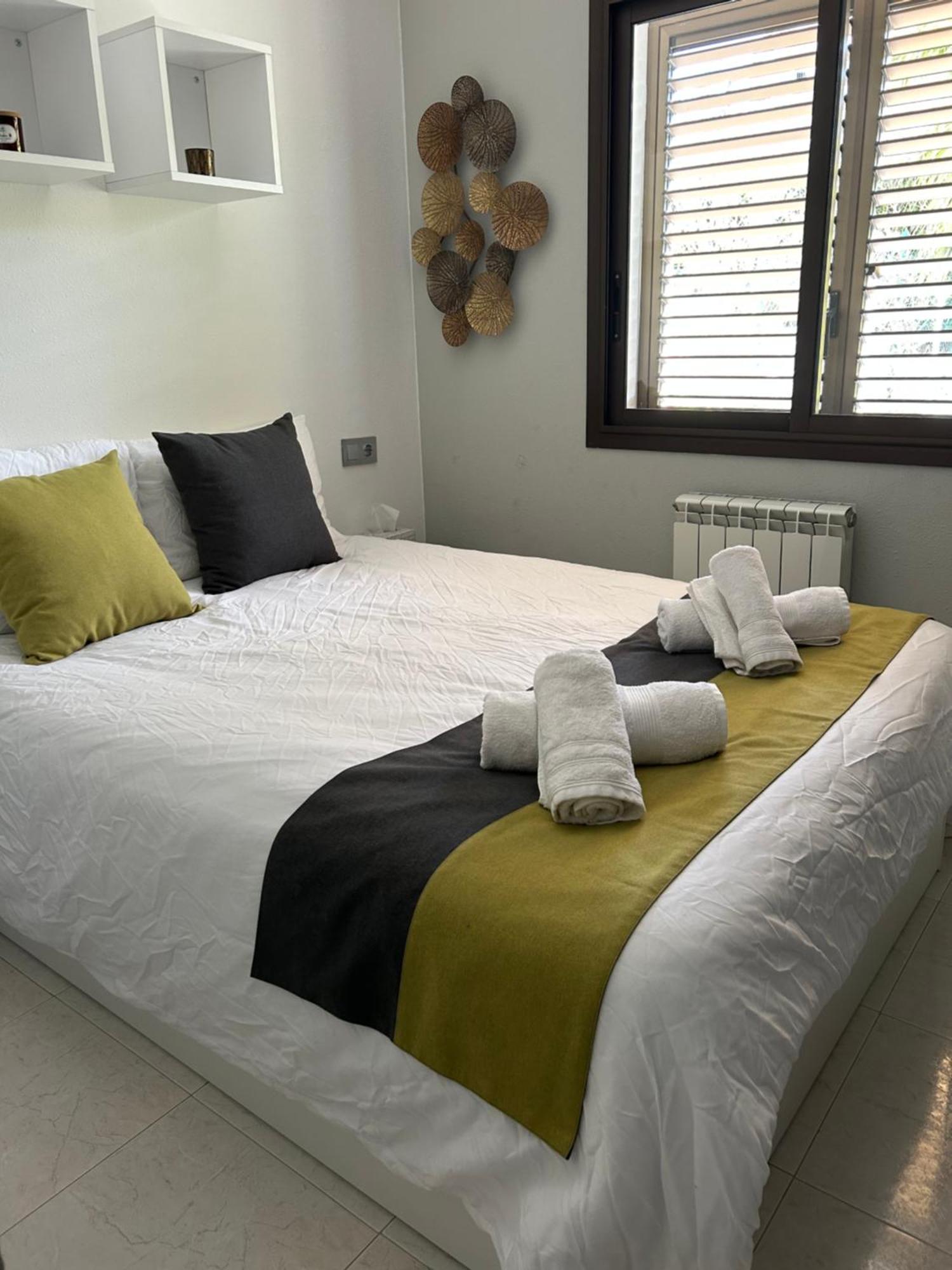 Appartement Duplex Rosas Avec Terrasse Magnifique Jacuzzi Vue Mer Exterior foto